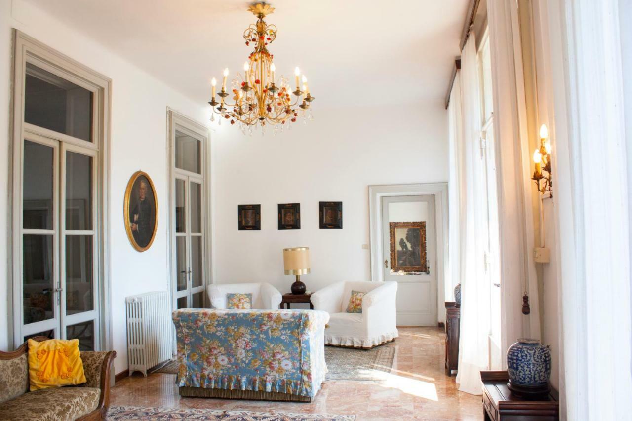 Villa Ruscone Lasnigo Esterno foto